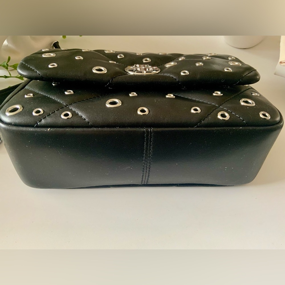 NWT TORY BURCH WILLA LEATHER GROMMETS SHOULDER CROSSBODY BAG - Picture 10 of 12